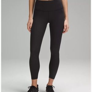 Lululemon wunder train tight in 25” length black camouflage